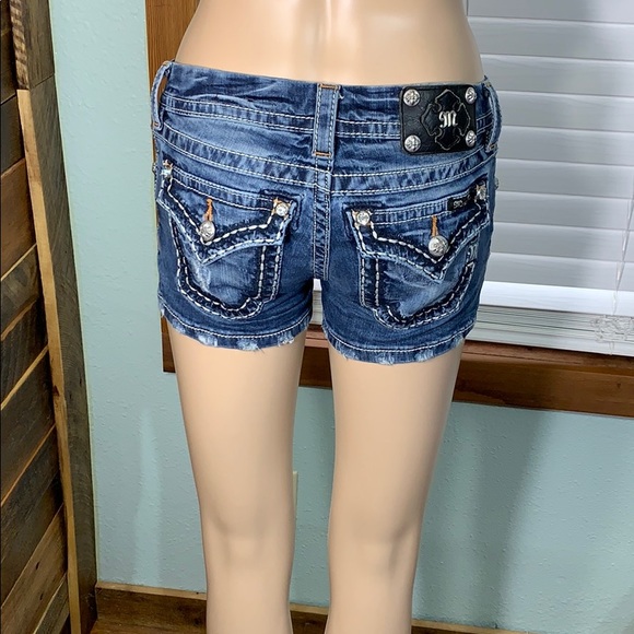 Miss Me signature Shorts Distressed Size 25 EUC - Picture 5 of 13